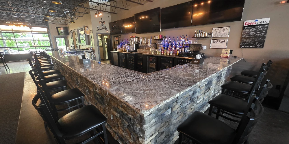 64 W Main St | Leased Restaurant & Bar Investment
