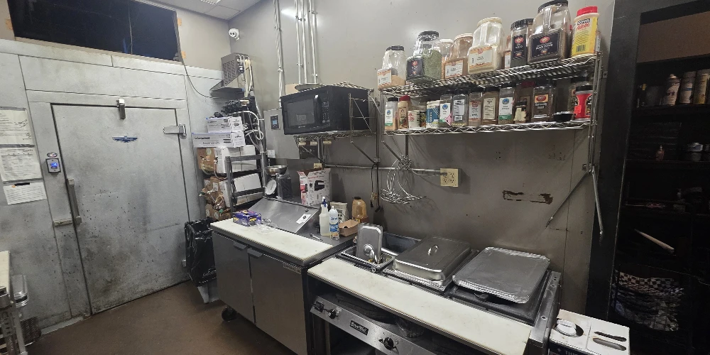 64 W Main St | Leased Restaurant & Bar Investment