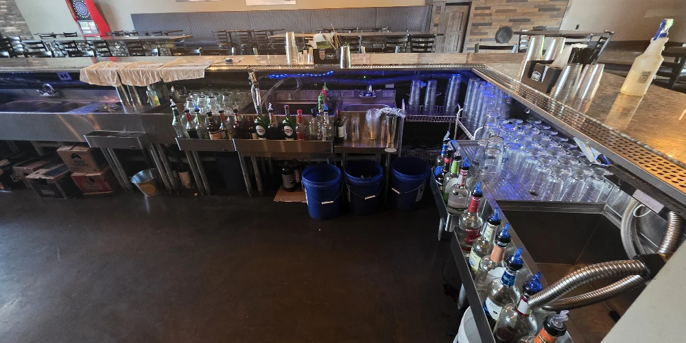 64 W Main St | Leased Restaurant & Bar Investment