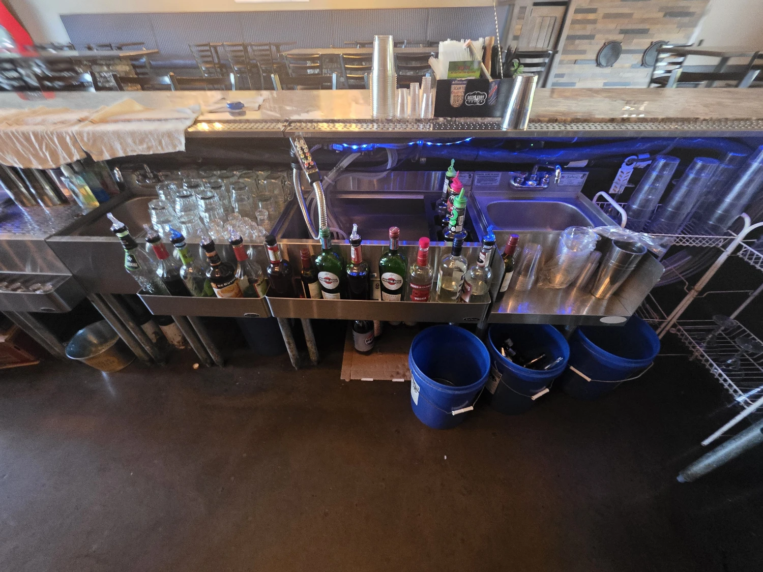64 W Main St | Leased Restaurant & Bar Investment