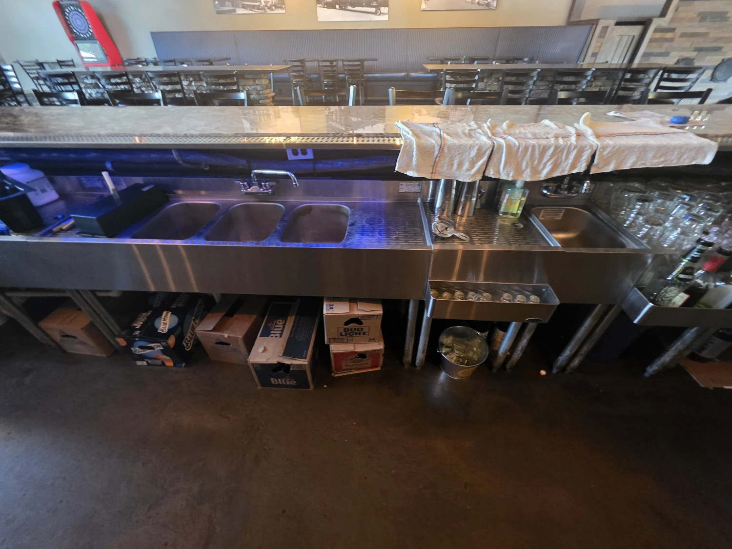 64 W Main St | Leased Restaurant & Bar Investment