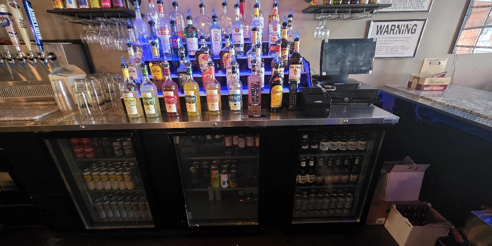 64 W Main St | Leased Restaurant & Bar Investment