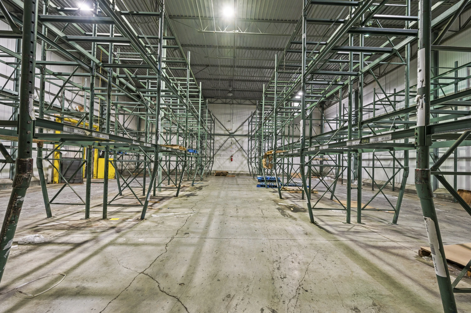 SALE LEASEBACK - 23,598sf Food Distribution Facility