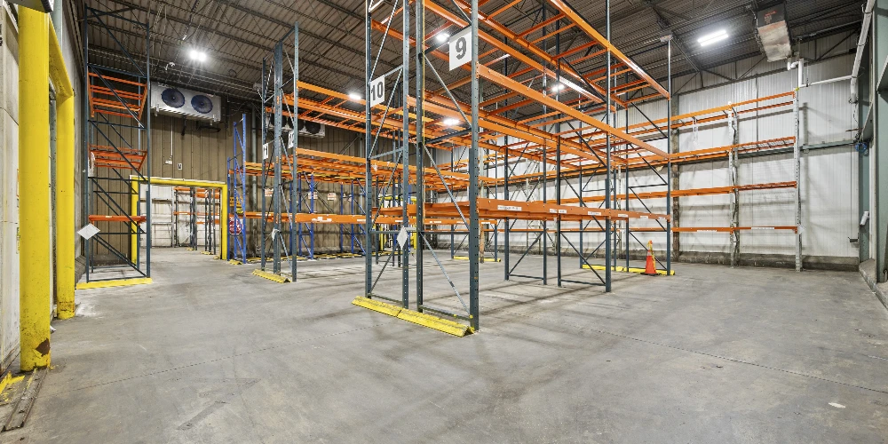 SALE LEASEBACK - 23,598sf Food Distribution Facility