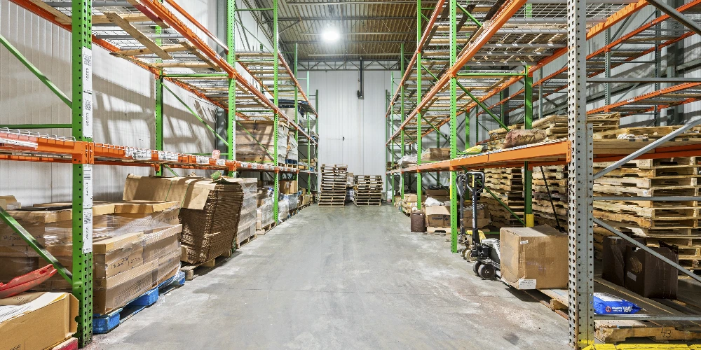SALE LEASEBACK - 23,598sf Food Distribution Facility