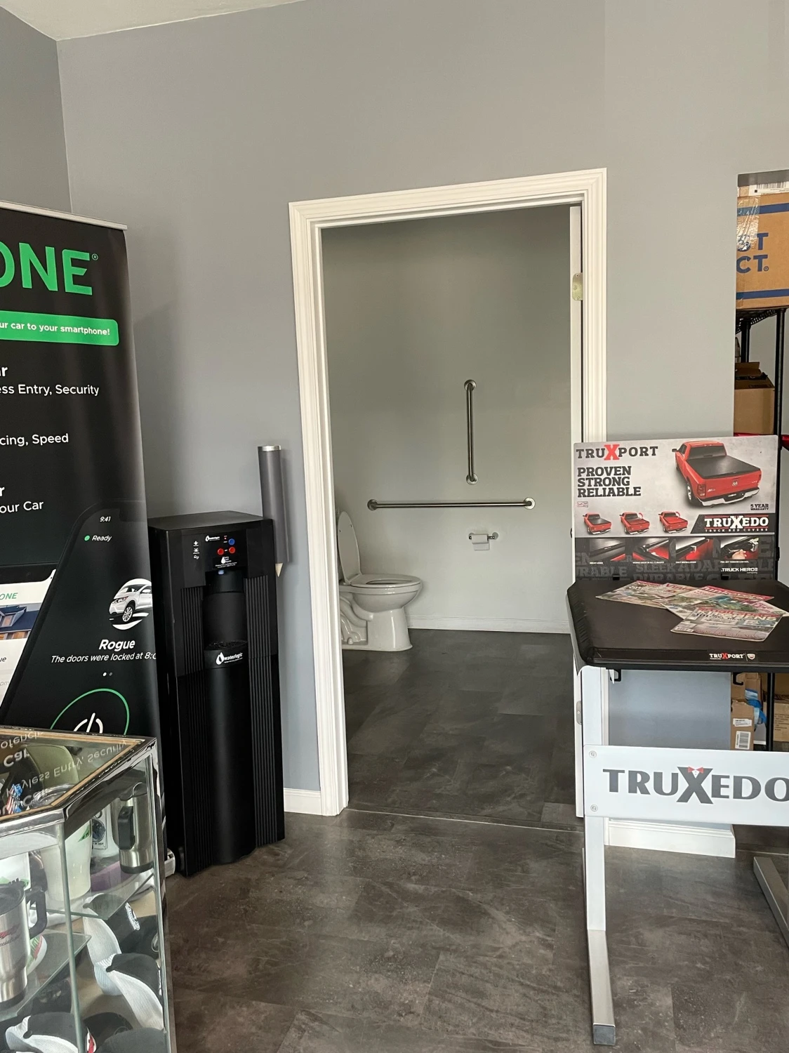 Flex Building For Sale