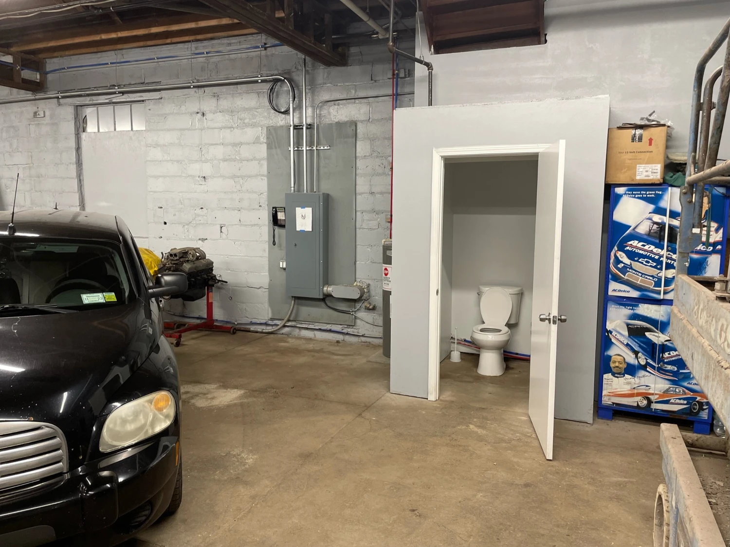 Flex Building For Sale