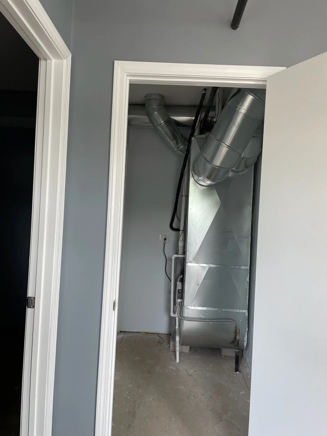 Flex Building For Sale