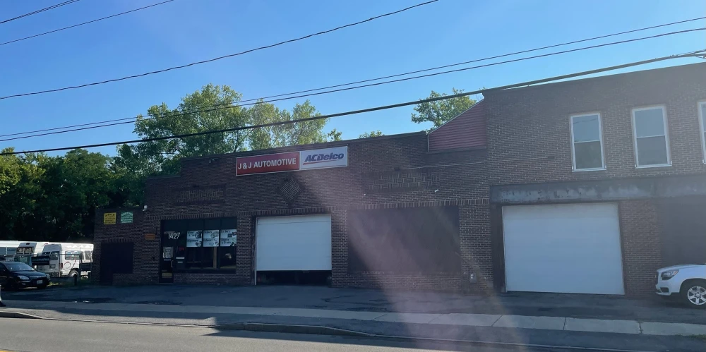 Flex Building For Sale