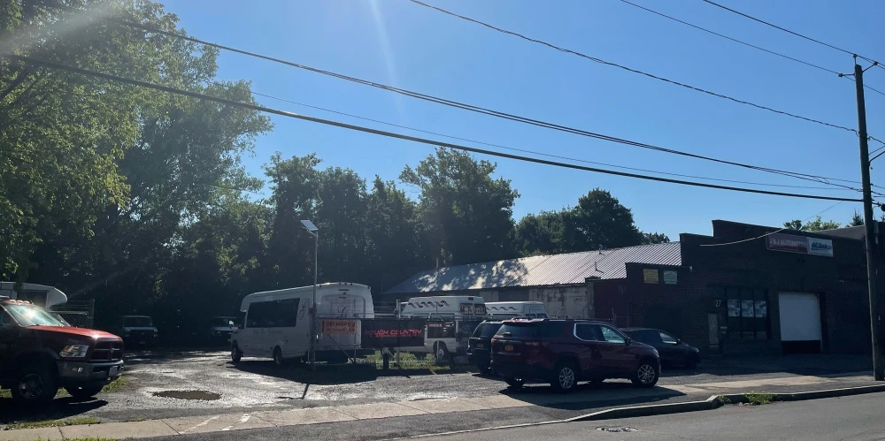 Flex Building For Sale
