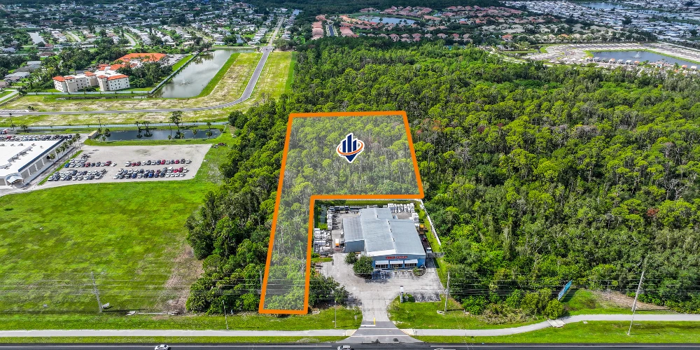 High Traffic US-41 Commercial Development Site