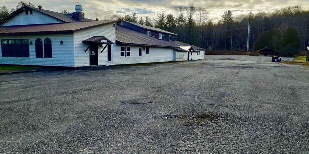 Turn-Key Restaurant, Event Venue & 6-Unit Inn