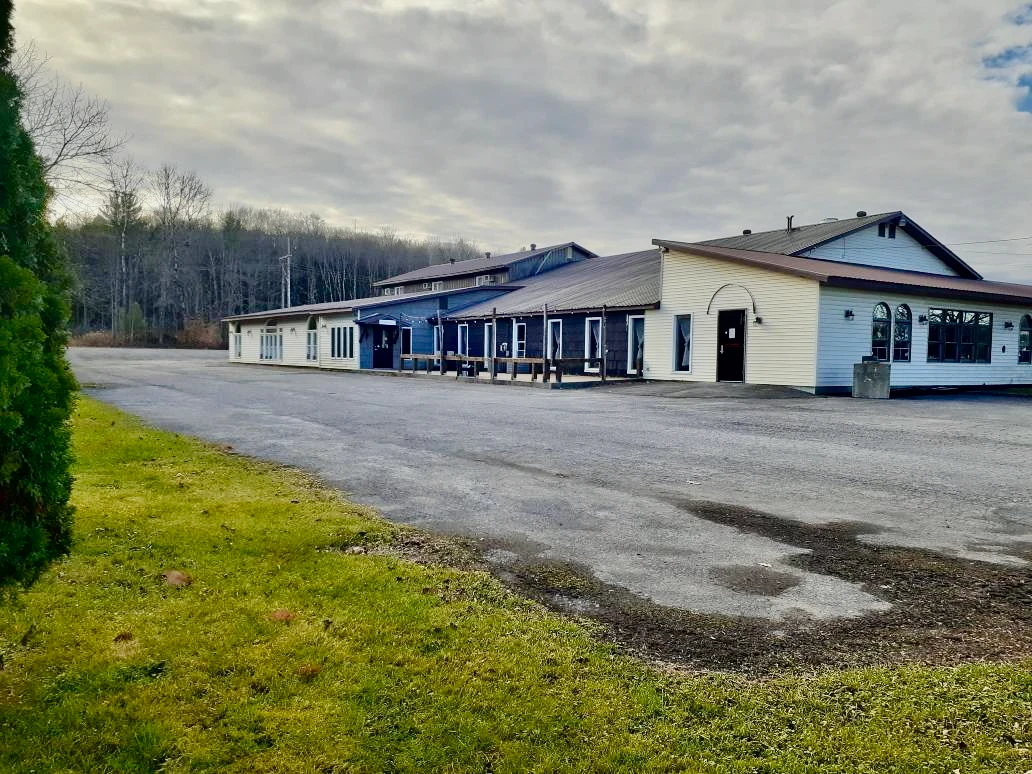 Turn-Key Restaurant, Event Venue & 6-Unit Inn