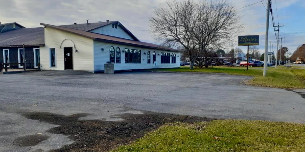 Turn-Key Restaurant, Event Venue & 6-Unit Inn
