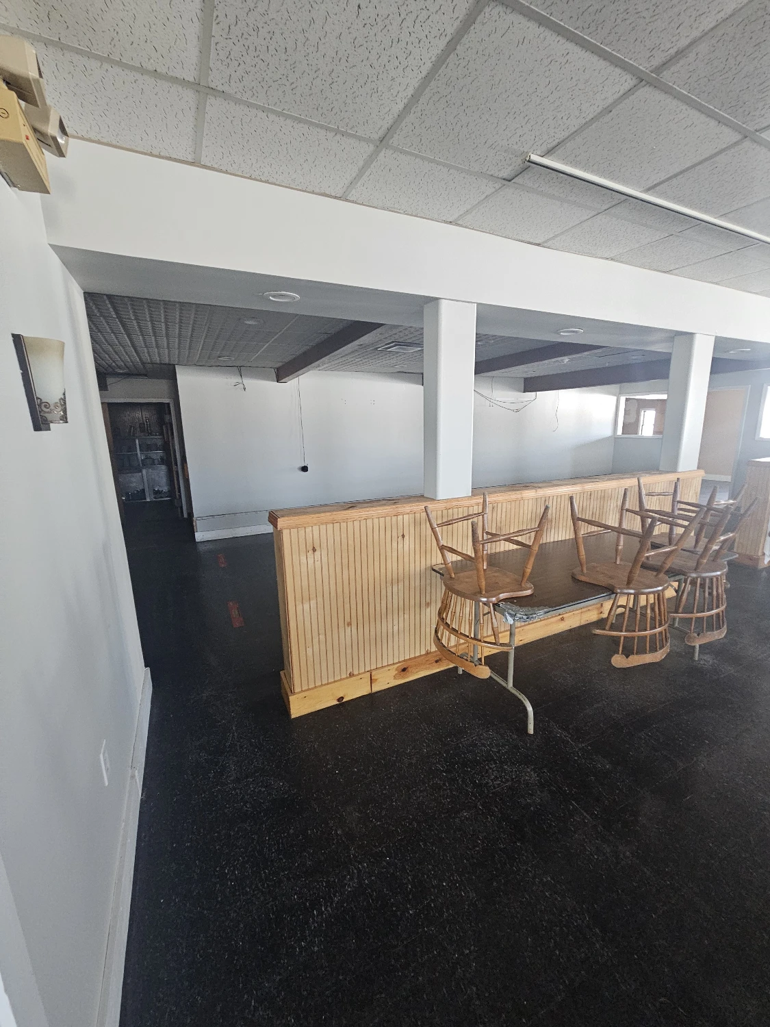 Turn-Key Restaurant, Event Venue & 6-Unit Inn