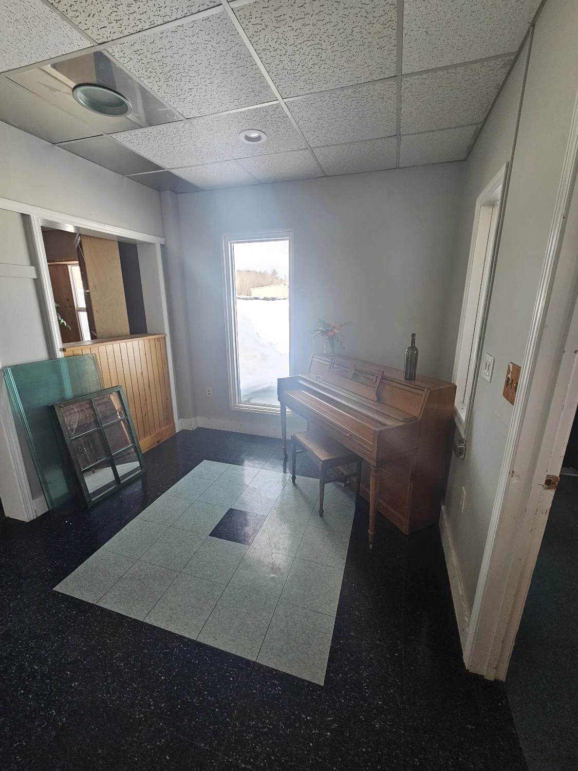 Turn-Key Restaurant, Event Venue & 6-Unit Inn