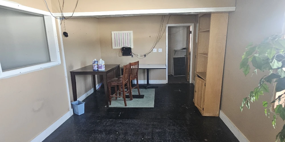 Turn-Key Restaurant, Event Venue & 6-Unit Inn