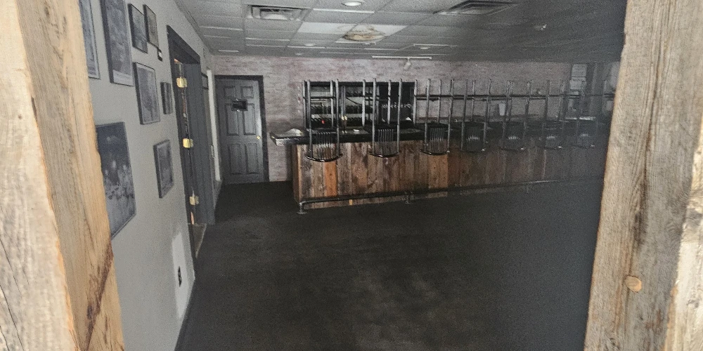 Turn-Key Restaurant, Event Venue & 6-Unit Inn