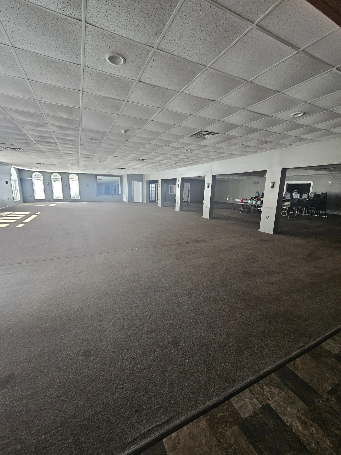 Turn-Key Restaurant, Event Venue & 6-Unit Inn