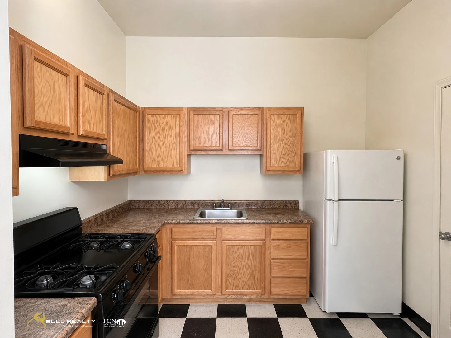 Unique Triplex in O4W Neighborhood (Atlanta)