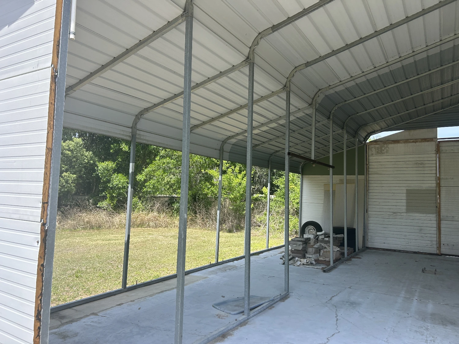 Day Spa Hair Salon with excess land