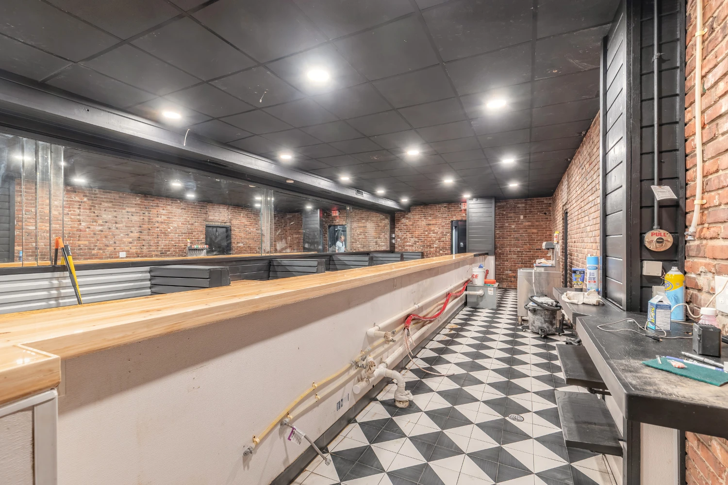 Brickyard Lounge