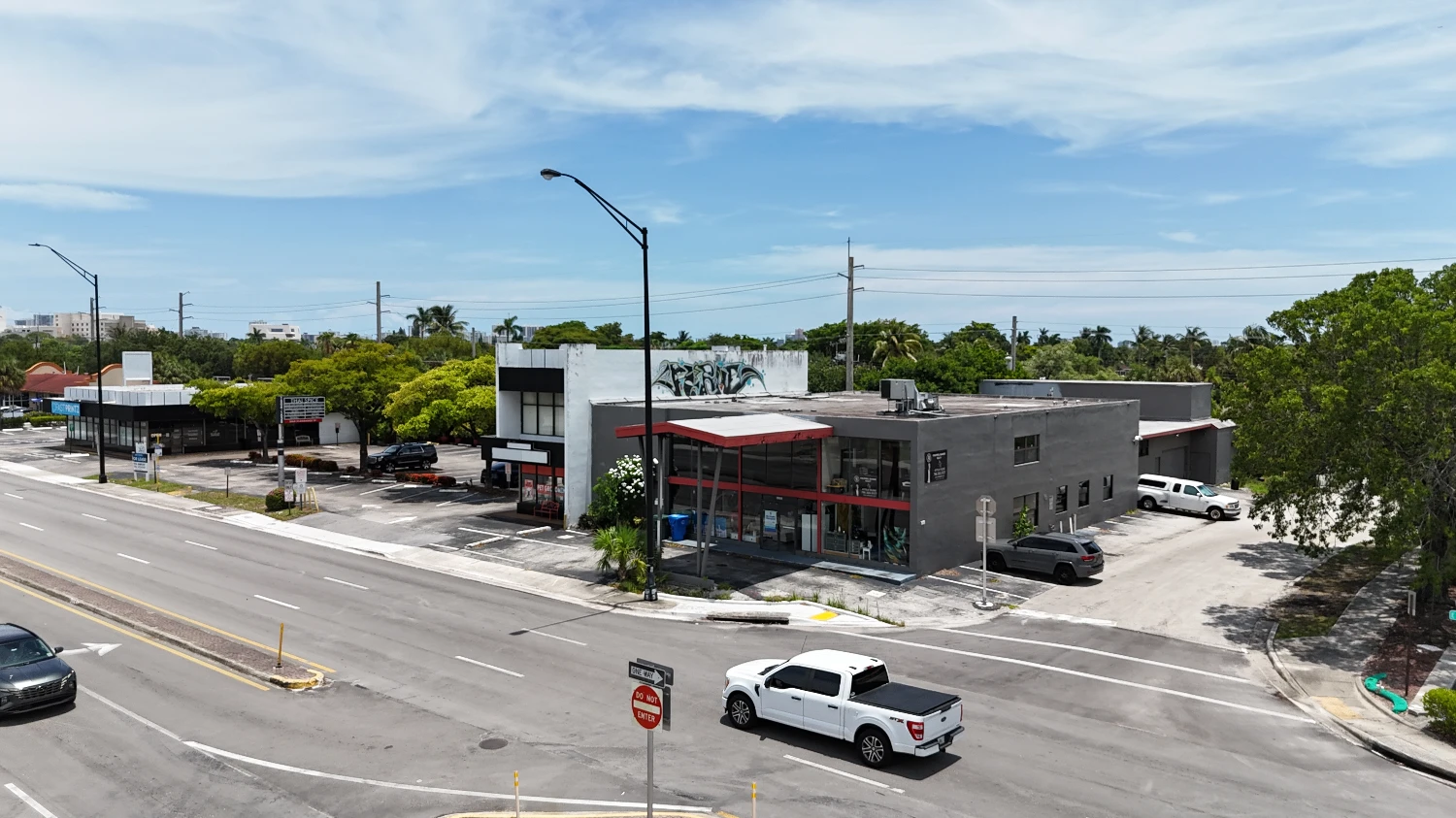 East Commercial Flex Building