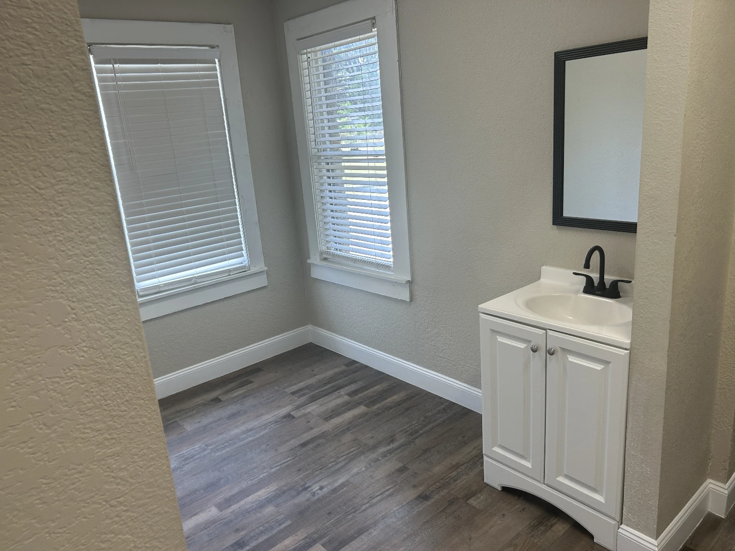 Day Spa Hair Salon with excess land