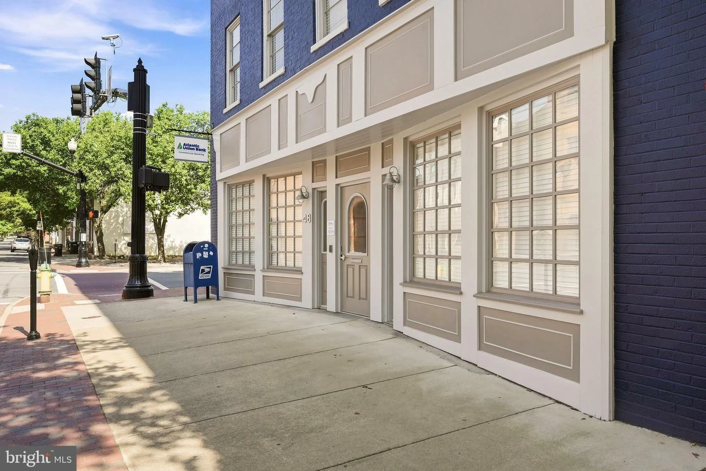 Income-Producing Renovated Mixed Use Property in Downtown Winchester