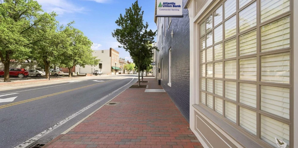 Income-Producing Renovated Mixed Use Property in Downtown Winchester