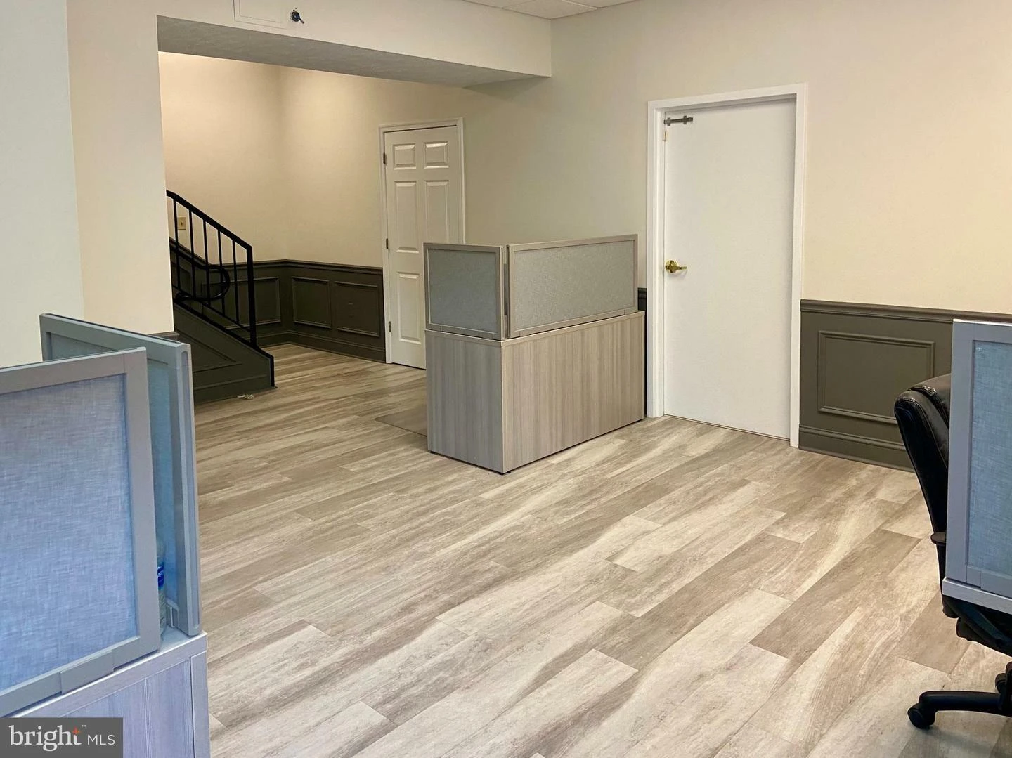 Income-Producing Renovated Mixed Use Property in Downtown Winchester