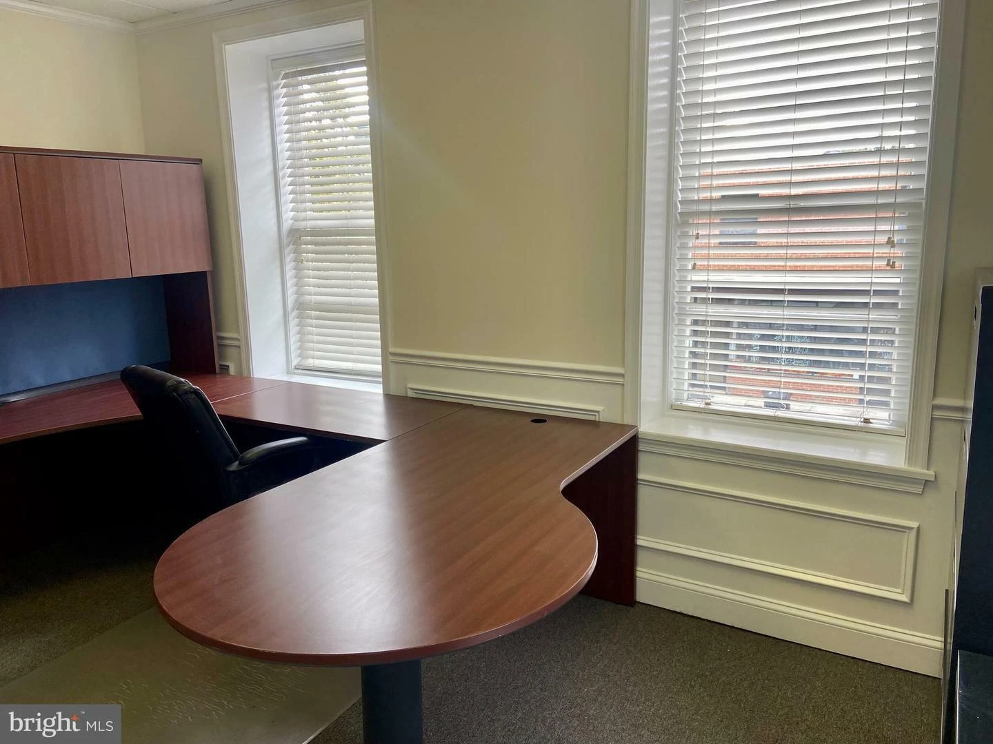 Income-Producing Renovated Mixed Use Property in Downtown Winchester
