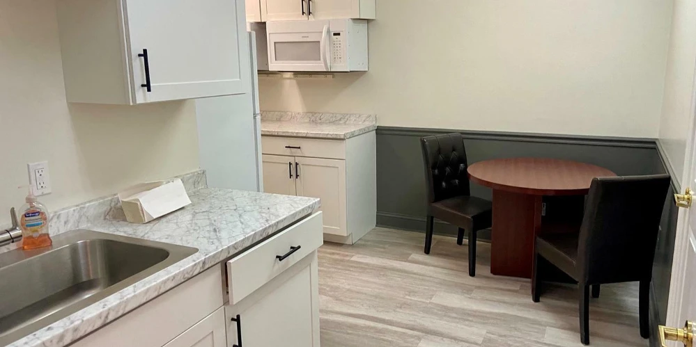 Income-Producing Renovated Mixed Use Property in Downtown Winchester
