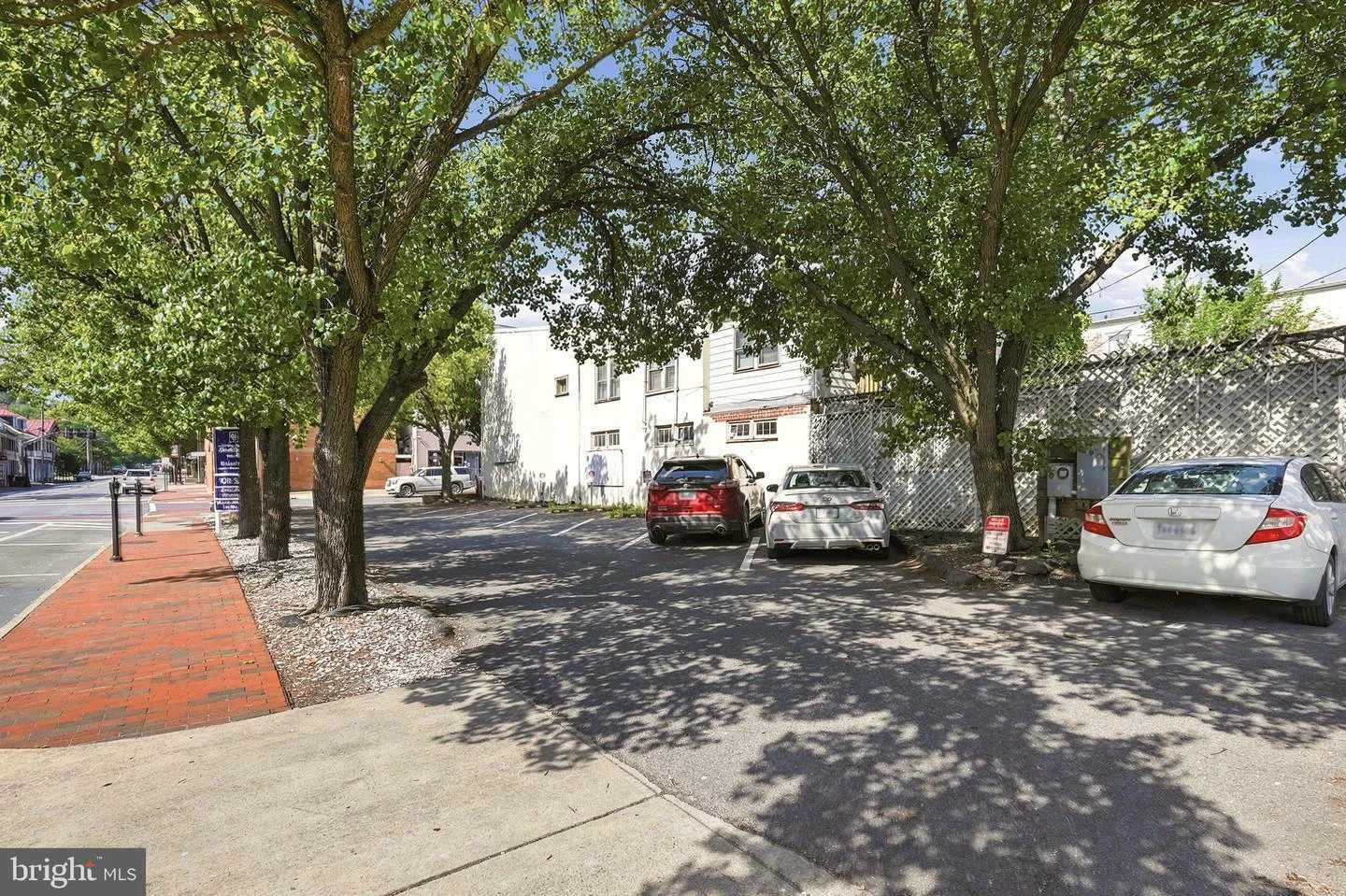Income-Producing Renovated Mixed Use Property in Downtown Winchester