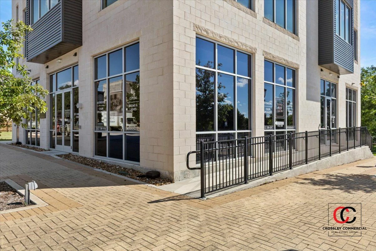 211 S Brown St, Round Rock, TX for sale
