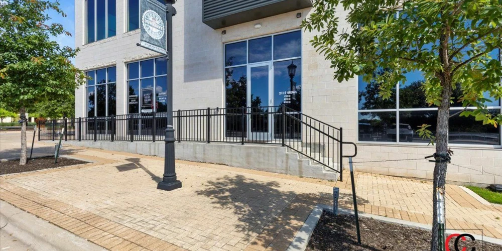 211 S Brown St, Round Rock, TX for sale