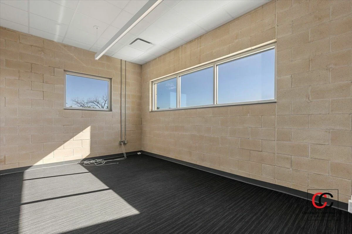 211 S Brown St, Round Rock, TX for sale
