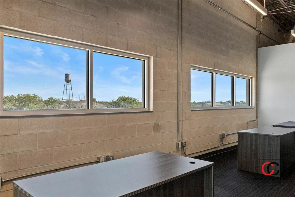 211 S Brown St, Round Rock, TX for sale