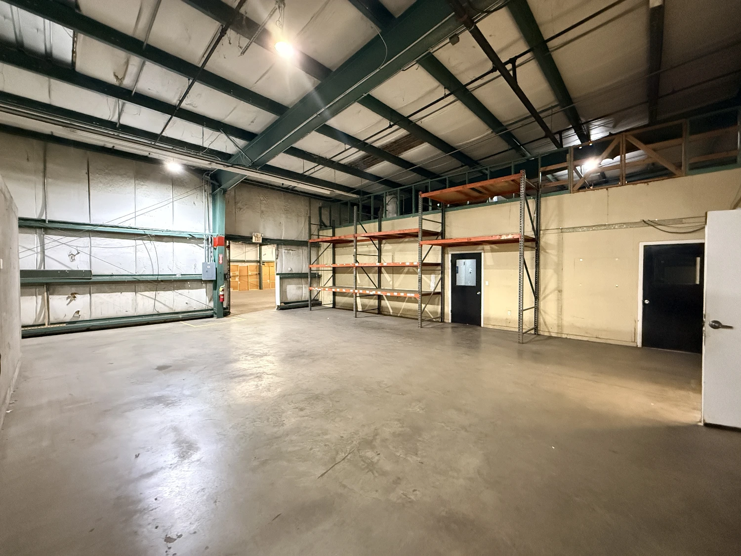Stand Alone Warehouse Near Polk Parkway