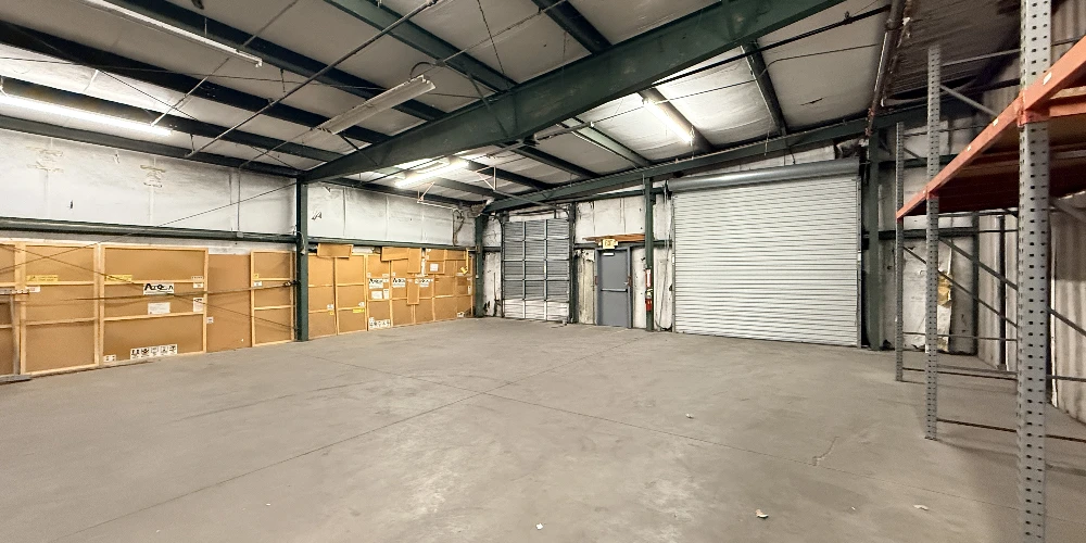 Stand Alone Warehouse Near Polk Parkway