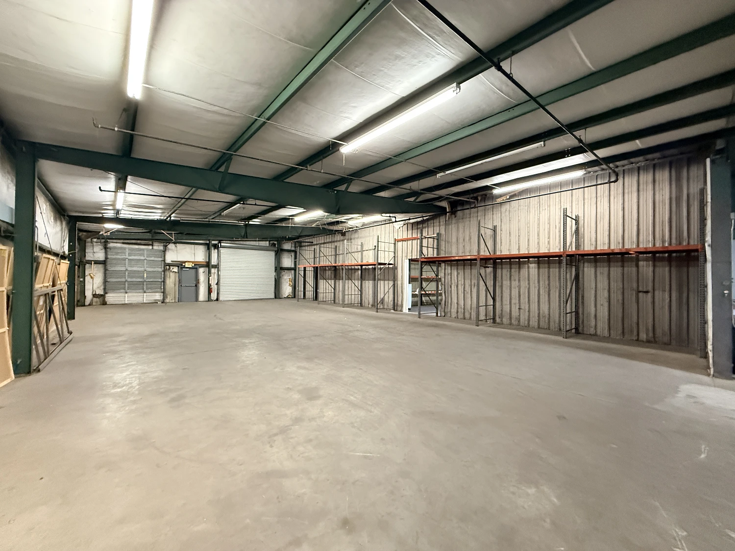 Stand Alone Warehouse Near Polk Parkway