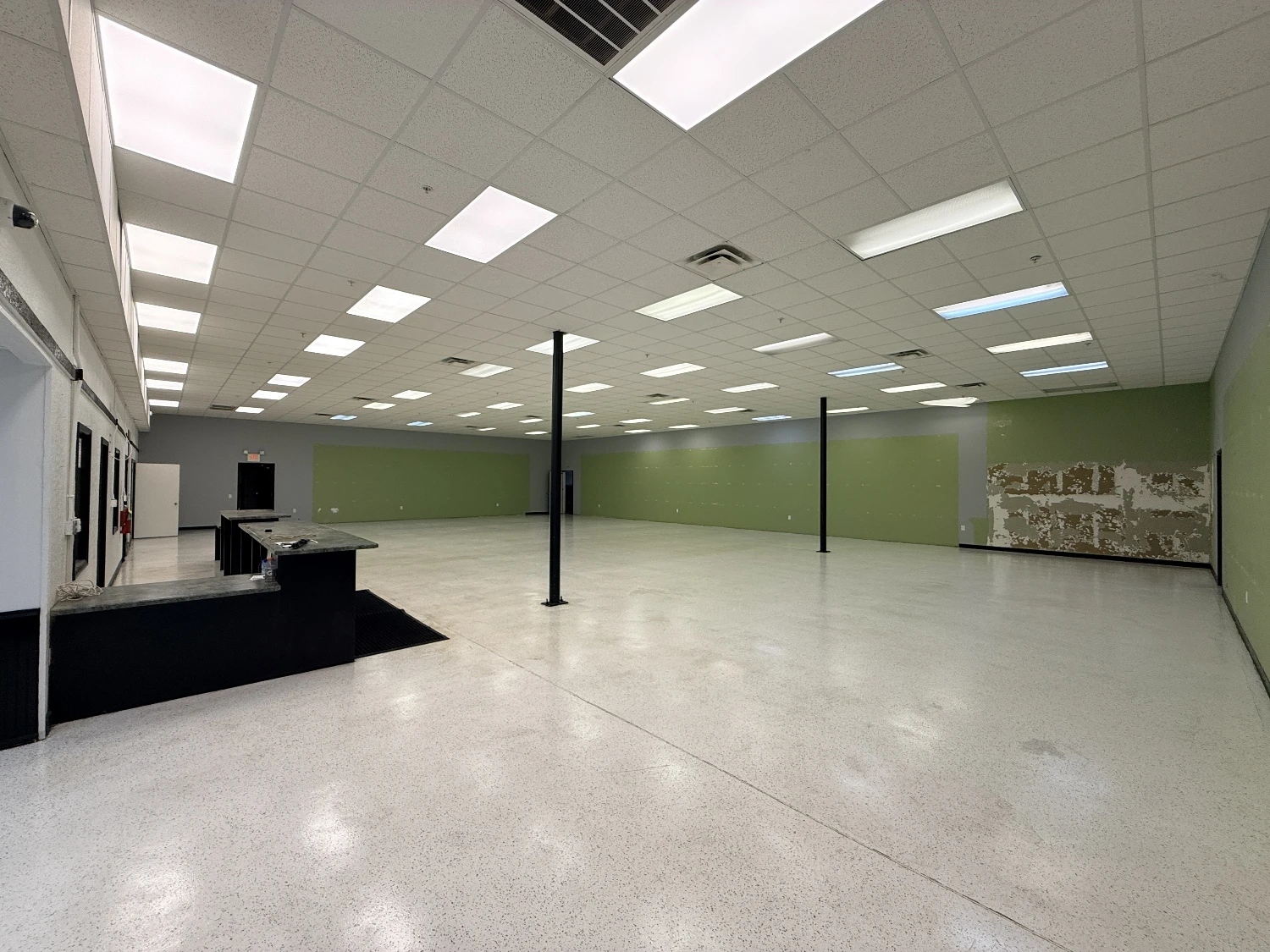 Stand Alone Warehouse Near Polk Parkway