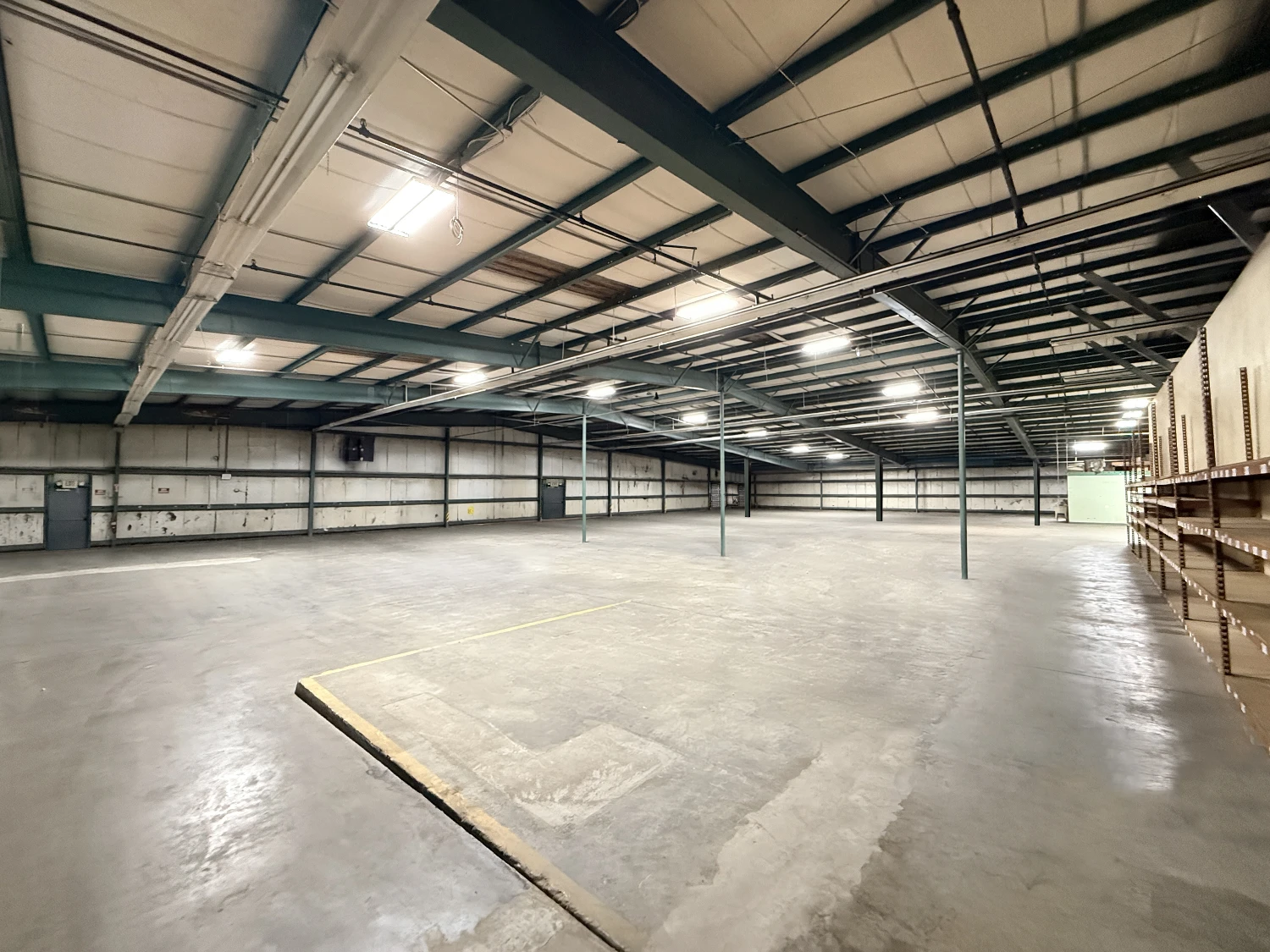Stand Alone Warehouse Near Polk Parkway