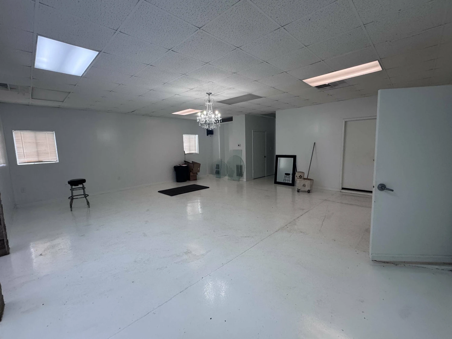 3,200 SQ FT Flex Space Near HWY 76- I-85- Pendleton