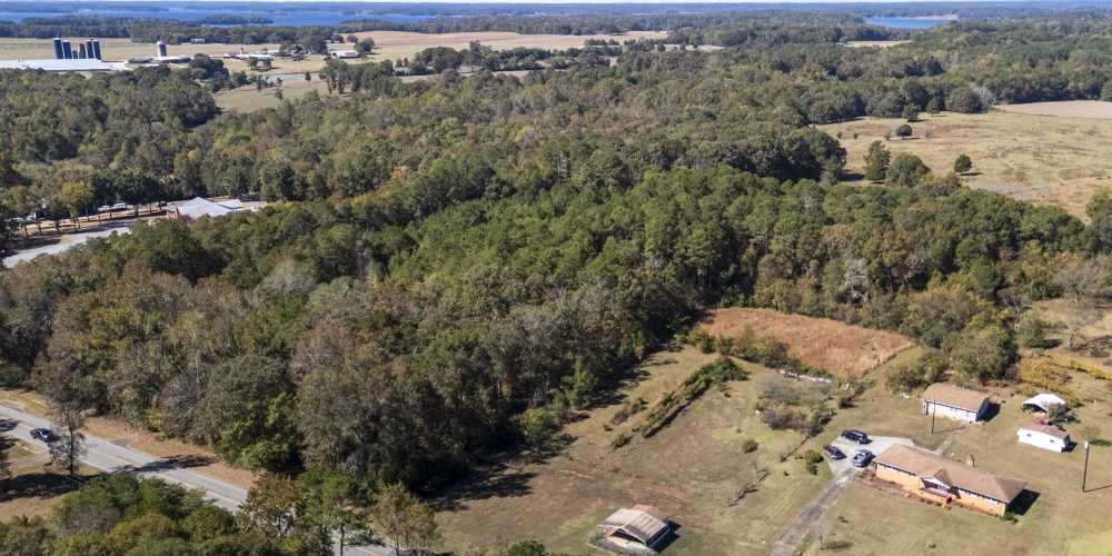 8 Acres Land- HWY 29- Near Lake Hartwell- No Zoning