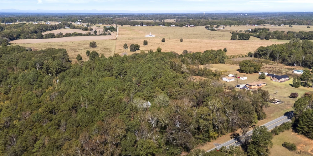 8 Acres Land- HWY 29- Near Lake Hartwell- No Zoning