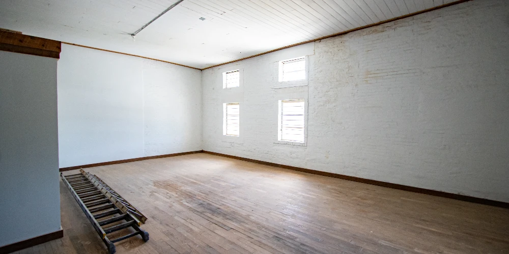 Multi Story Building in Downtown Walhalla- Over 16K SQ FT