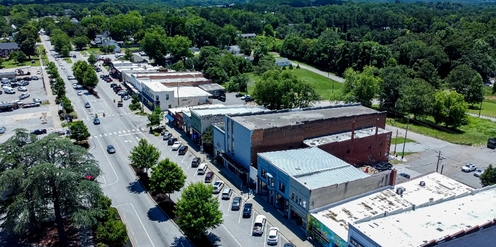 Multi Story Building in Downtown Walhalla- Over 16K SQ FT