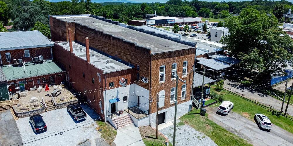 Multi Story Building in Downtown Walhalla- Over 16K SQ FT