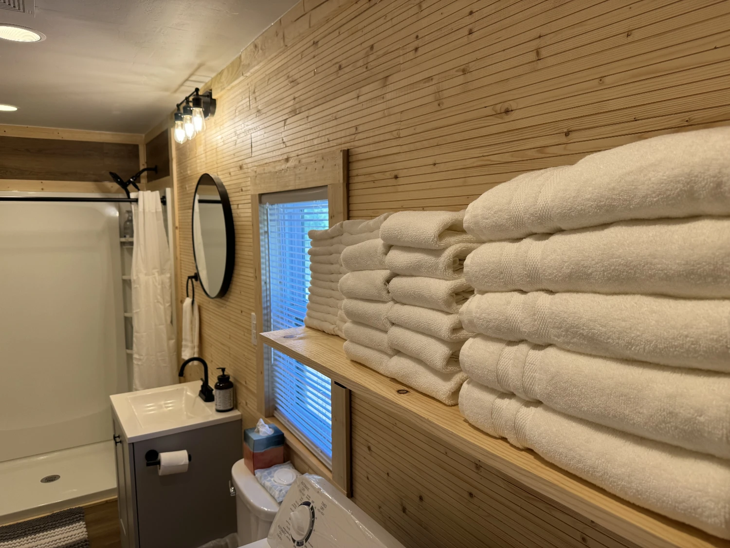 Pinewatch Cabins